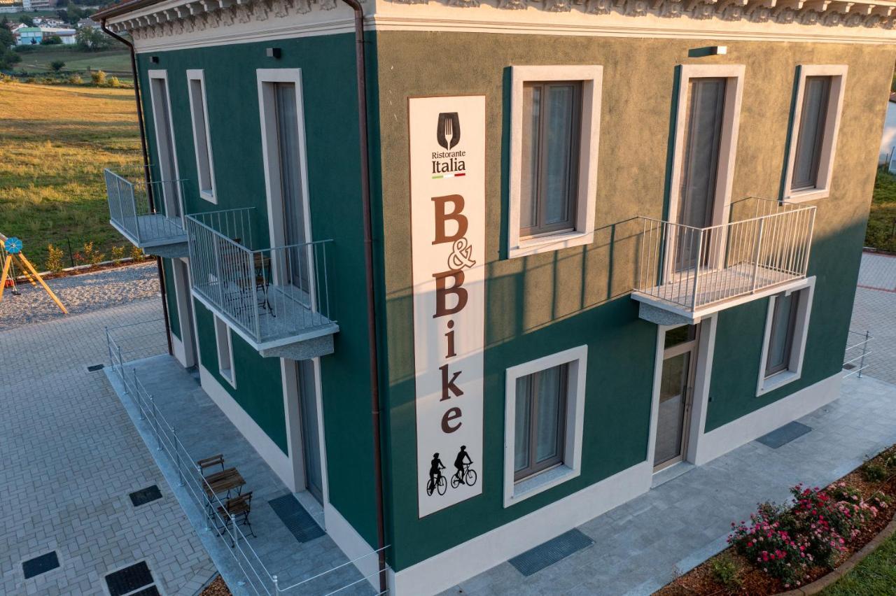 Mombello Monferrato B & Bike Di Ristorante Italia المظهر الخارجي الصورة